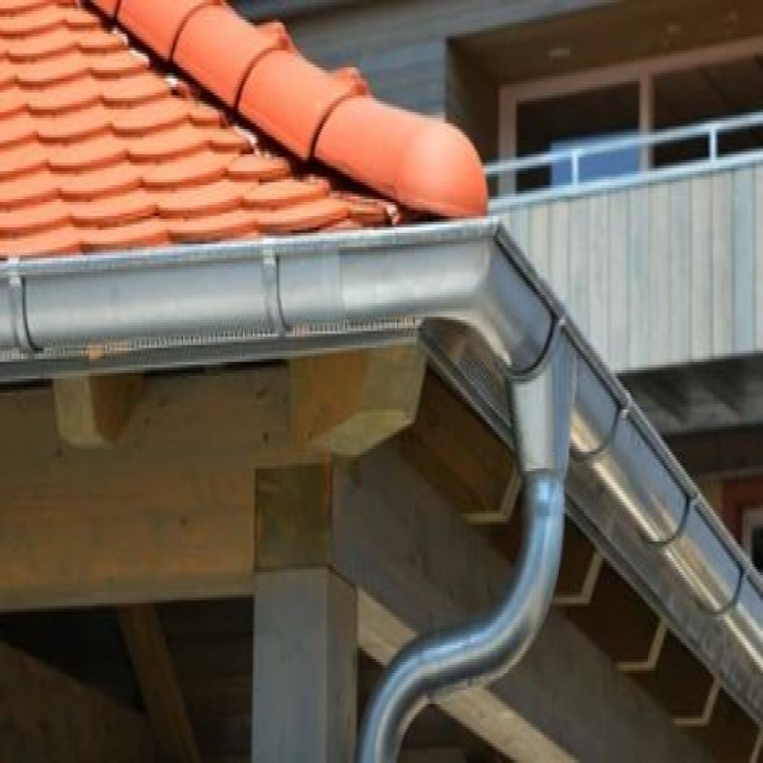 Toiture en zinc avec NOMSOCIETEAFFICHER